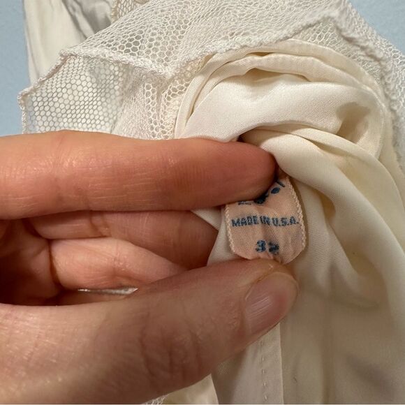 Thea Tewi Lingerie 40s Ivory Nightgown Slip Size 32 Hollywood Glam Wedding - Picture 14 of 16